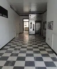 Locale commerciale in Affitto di 81mq Locale commerciale in Affitto di 81mq