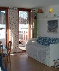 Pila monolocale pari al nuovo 5 posti letto Pila monolocale pari al nuovo 5 posti letto