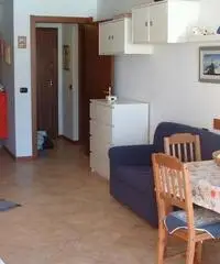 Pila monolocale pari al nuovo 5 posti letto Pila monolocale pari al nuovo 5 posti letto