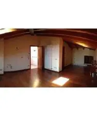 Appartamento in zona Borghetto a Valeggio sul Mincio Appartamento in zona Borghetto a Valeggio sul Mincio