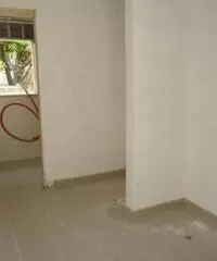 Affitto Capannone in via claudia