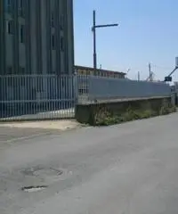 Affitto Capannone in Via Quarto Negroni