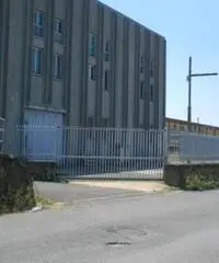 Affitto Capannone in Via Quarto Negroni