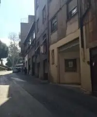 Affitto Laboratorio in Via Fontana delle Rose, 21