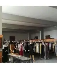 Affitto Magazzino in Via Appia Nuova, 21