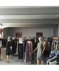 Affitto Magazzino in Via Appia Nuova, 21