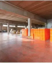 Affitto Magazzino in Via degli Olmetti