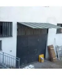 Affitto Magazzino in vicolo della Mola, 18