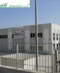 Bagni Di Tivoli: Affitto Magazzino da 1250mq Bagni Di Tivoli: Affitto Magazzino da 1250mq