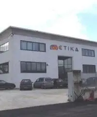 BELLISSIMO CAPANNONE INDUSTRIALE ARREDATO E' CON ACCOLLO MUTUO BELLISSIMO CAPANNONE INDUSTRIALE ARREDATO E' CON ACCOLLO MUTUO