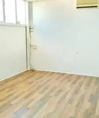 Capannone commerciale 180 mÂ² a Monterotondo Scalo (Rm)