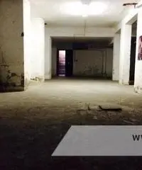 colombo -  n. 3 Magazzini 100mq cad € 65.000 MT702