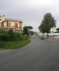 Frattocchie: Affitto Laboratorio in Via Nettunense Nuova