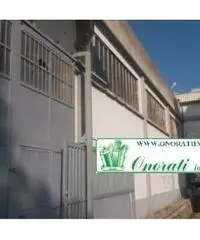 Guidonia: Vendita Capannone in Via Nazionale Tiburtina Guidonia: Vendita Capannone in Via Nazionale Tiburtina