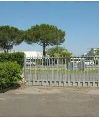 Monterotondo Scalo: Vendita Capannone in Ramarini 35 Monterotondo Scalo: Vendita Capannone in Ramarini 35