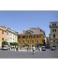 Pian Di Gerri: Vendita Laboratorio in Via Roma