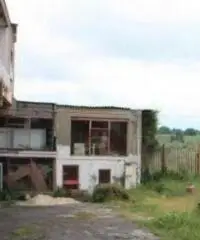 Pian Di Gerri: Vendita Capannone in Via Appia Sud, 3 angolo Via Caranella