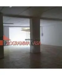 POMEZIA CENTRO DEPOSITO MAGAZZINO 240 MQ.