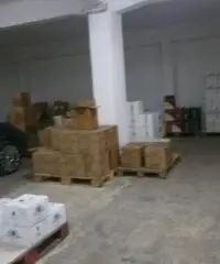 POMEZIA CENTRO LOCALE MAGAZZINO 150 MQ.