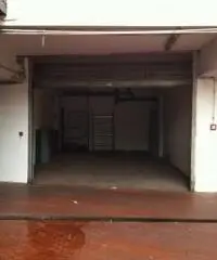 Pomezia centro magazzino deposito box triplo