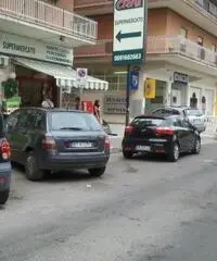 RifITI 029-29/BOX - Magazzino in Vendita a Pomezia - Pomezia centro di 90 mq RifITI 029-29/BOX - Magazzino in Vendita a Pomezia - Pomezia centro di 90 mq
