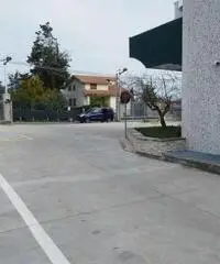 Vendita Capannone da 900mq Vendita Capannone da 900mq