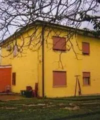 Vendita magazzino mq. 94 - Zona Altaura Vendita magazzino mq. 94 - Zona Altaura