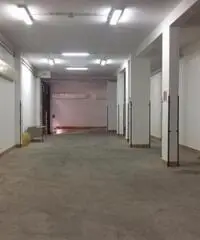 Affitto Magazzino in Via Giovanni Verga