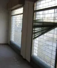 Capannone / Fondo in vendita a Medesano