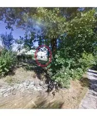 Commerciale in vendita a Tizzano Val Parma