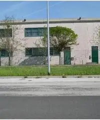 Capannone artigianale in vendita a OSPEDALETTO - Pisa 266 mq  Rif: 260266 Capannone artigianale in vendita a OSPEDALETTO - Pisa 266 mq  Rif: 260266