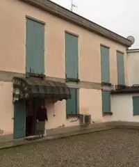 Capannone / Fondo in vendita a Reggio nell'Emilia, Masone