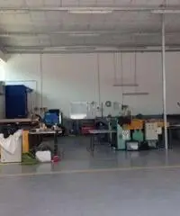 Vendita Capannone in Via delle Industria Vendita Capannone in Via delle Industria