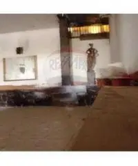 Vendita Laboratorio in Viale alla Marina