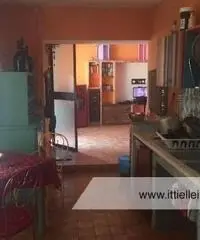 Vendita Magazzino in via rapallo Vendita Magazzino in via rapallo