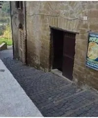 Vendita Magazzino in Via Indipendenza Vendita Magazzino in Via Indipendenza