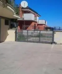 Vendita Magazzino in Via  Abba, -1