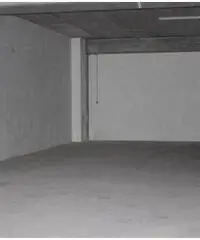 Vendita Magazzino in Via degli olmetti 44