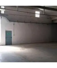 Villa Adriana: Affitto Capannone in Via Tiburtina Valeria