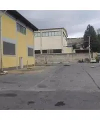 Affitto Capannone in Strada Provinciale 582 del Colle di San Bernardo