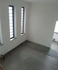 affitto capannone mq 250 collegno via de Amicis zona Fermi