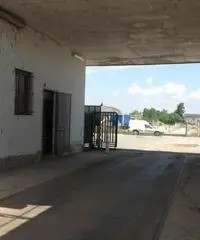 Capannone in Affitto a Vinovo