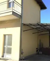 Capannone industriale/artigianale con ufficio/appartamento