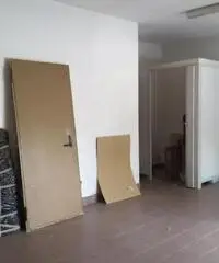 Rif: Capuano - Magazzino in Affitto a Rivoli