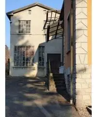 21531028-41 - Villa + capannone