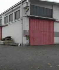 Rif: DG006 - Capannone commerciale in zona di forte passaggio Rif: DG006 - Capannone commerciale in zona di forte passaggio