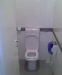 Rif: DG006 - Capannone commerciale in zona di forte passaggio Rif: DG006 - Capannone commerciale in zona di forte passaggio