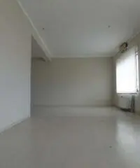 Affitto Magazzino in Via del commercio, 23