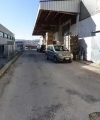 Vendita Laboratorio in via Tombesi, 9