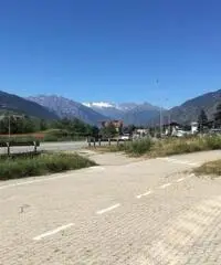 Vendita Capannone in Località Grand Chemin, 55